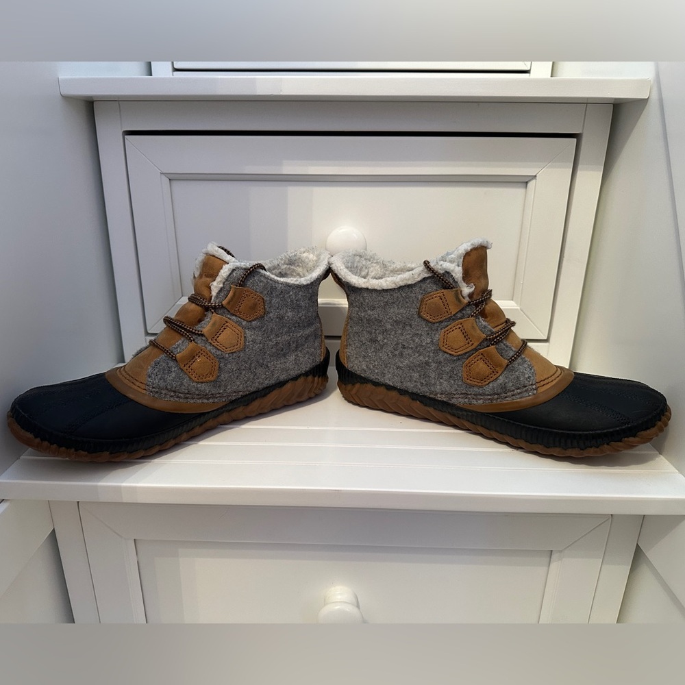 Women’s Sorel Out N About Plus Waterproof Boots, Size 8.5 - Picture 3 of 8